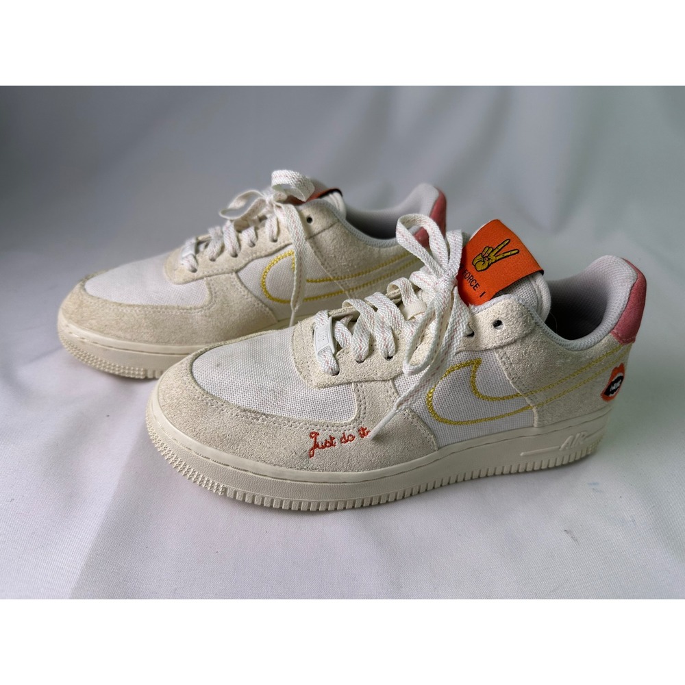 Nike Air Force 1 07 Low Peace Rock N Roll White Sail Cream Suede Women Size 7